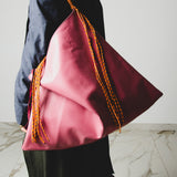 10 - NOMAD RUBY PINK – Borsa Maxi Reversibile in Pelle Bordeaux Effetto Rettile e Pelle Rosa