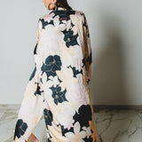 Long tailored kimono in black sequins with embroidered flowers