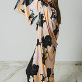 Long tailored kimono in black sequins with embroidered flowers