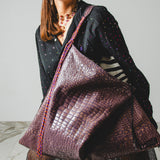 11 - NOMAD DARK COCO – Borsa Maxi Reversibile in Pelle Stampa Cocco grigio tortora  e Pelle Effetto Struzzo Nera Metallizzata