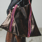 11 - NOMAD DARK COCO – Borsa Maxi Reversibile in Pelle Stampa Cocco grigio tortora  e Pelle Effetto Struzzo Nera Metallizzata