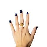 JEWELED LIPS golden stainless steel ring