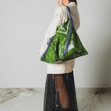 12 - NOMAD DARK JUNGLE – Borsa Medium Reversibile in Pelle effetto pitone verde smeraldo e bronzo metallizzato effetto struzzo