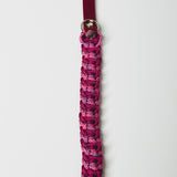 12 - PET À PORTER – PINK PASSION | Collare gioiello fucsia e bordeaux intrecciato | 29–35 cm