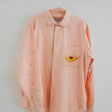 133 Camicia vintage rosa taglio maschile YSL con dipinto sulla schiena  TG L/XL - occhio e serpenti con strass