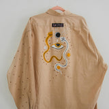 134 Camicia vintage color sabbia taglio maschile YSL con dipinto sulla schiena  TG XL - occhio e serpenti con strass