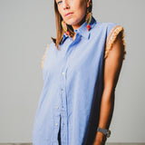 137 Camicia a quadretti blu taglio maschile con manica rielaborata con passamaneria arancio - TG S/M