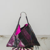13 - NOMAD PURPLE NOIR – Borsa Media Reversibile in Pelle Stampa Serpente Nero e Viola e Pelle Grigio Metallizzato a Pois