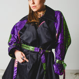 13 - Trench sartoriale oversize " WATSON" - Pezzo Unico - nero in jaquard - corto con maniche broccato verde  viola rosa