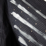 144 Camicia blu gessata  taglio maschile YSL con dipinto sulla schiena  TG L serpenti attorcigliati con strass