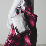 19 - NOMAD MINI – SILVER TOUCH | Pezzo unico POCHETTE in pelle argento