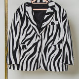 FUCHSIA JACQUARD BOMBER STYLE JACKET - REVERSIBLE IN BLACK VELVET FABRIC - CONTRASTING POCKETS