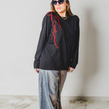21 - Maglia oversize nera a maniche lunghe in cotone XXL ricamata a mano con cuori rossi