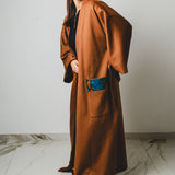 22 - KINTSUGI – Cappotto Kimono Sartoriale in Lana Vergine e Pelle Cognac