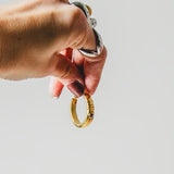 254 - Orecchini Vintage a Cerchio Dorati con Foro – Pezzo Unico