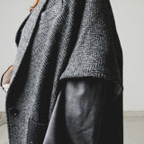 26 - L'OVER SPIGATO – Cappotto Sartoriale Oversize in Pura Lana Vergine Grigio Spigato