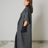 26 - L'OVER SPIGATO – Cappotto Sartoriale Oversize in Pura Lana Vergine Grigio Spigato
