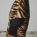 28 – L’OVER ALPACA | Cappotto Oversize Animalier in Lana Vergine e Alpaca con Tasche a Contrasto