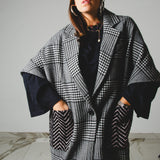 FUCHSIA JACQUARD BOMBER STYLE JACKET - REVERSIBLE IN BLACK VELVET FABRIC - CONTRASTING POCKETS