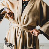 35 - KINTSUGI ZEBRA | Cappotto Kimono in Tessuto Cammello e Satin Zebrato