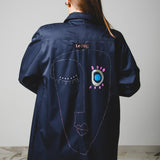 380 Vintage upcycling trench coat with rhinestones and hand-painted illustration - size 46/48
