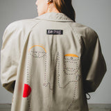 385 Beige upcycling vintage trench coat with raglan sleeves, rhinestones and hand-painted illustration - size 46/48
