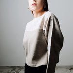 Felpa crop sartoriale in cotone e lana beige con iniziali - tessuto MaxMara