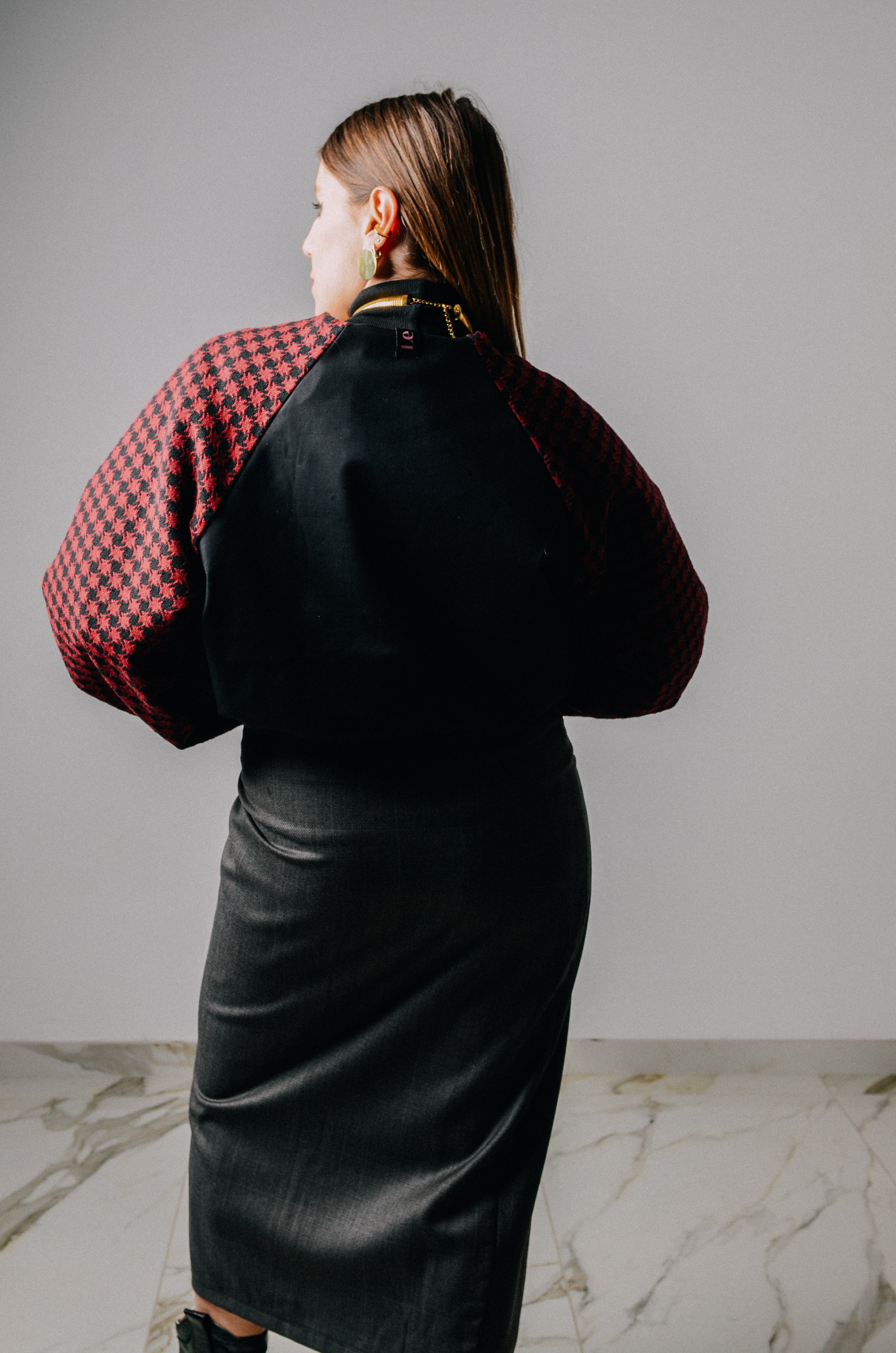 Bomber sartoriale imbottito in lana nero e bordeaux - double face