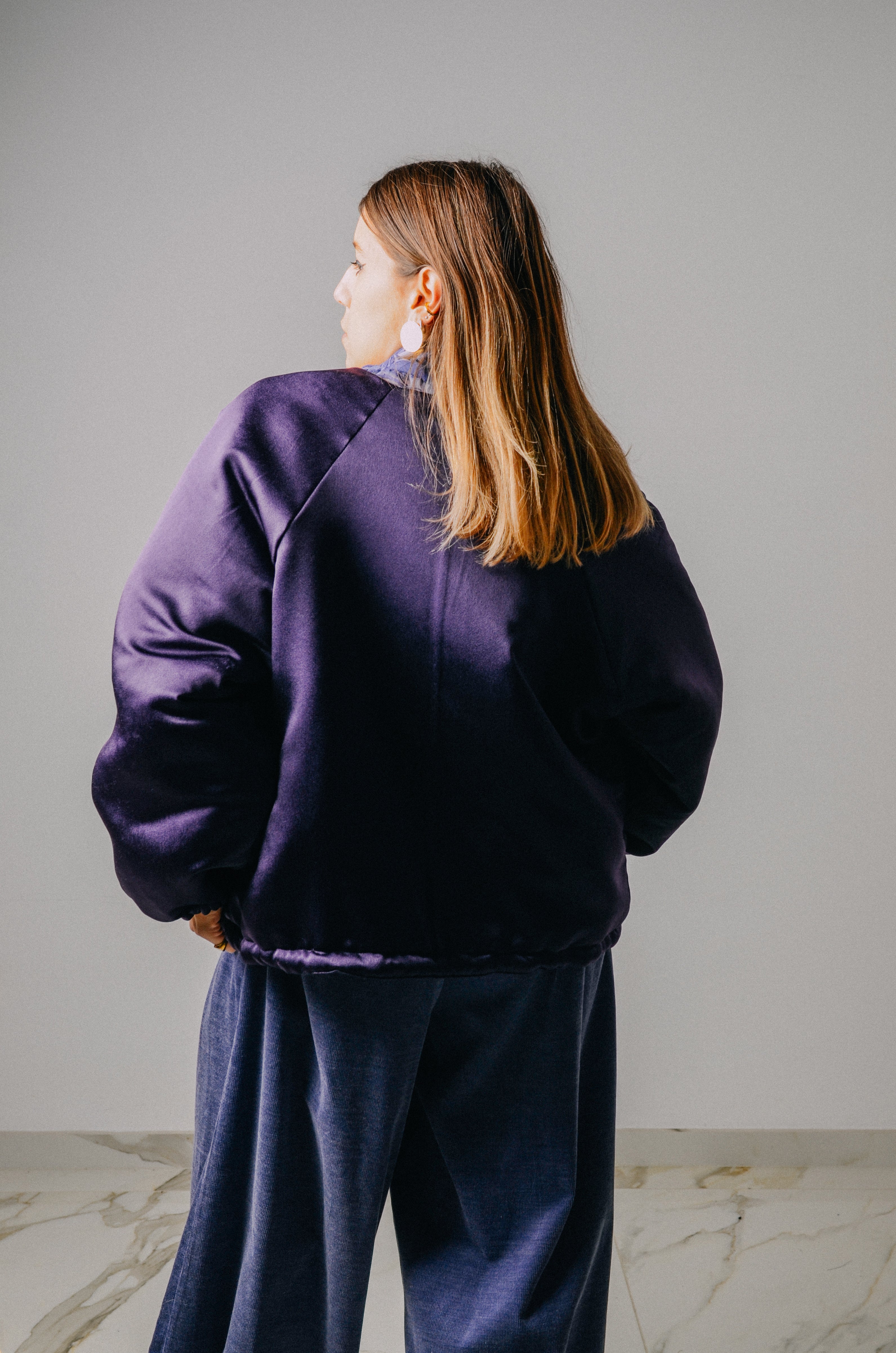 Bomber crop sartoriale imbottito viola e marrone- reversibile
