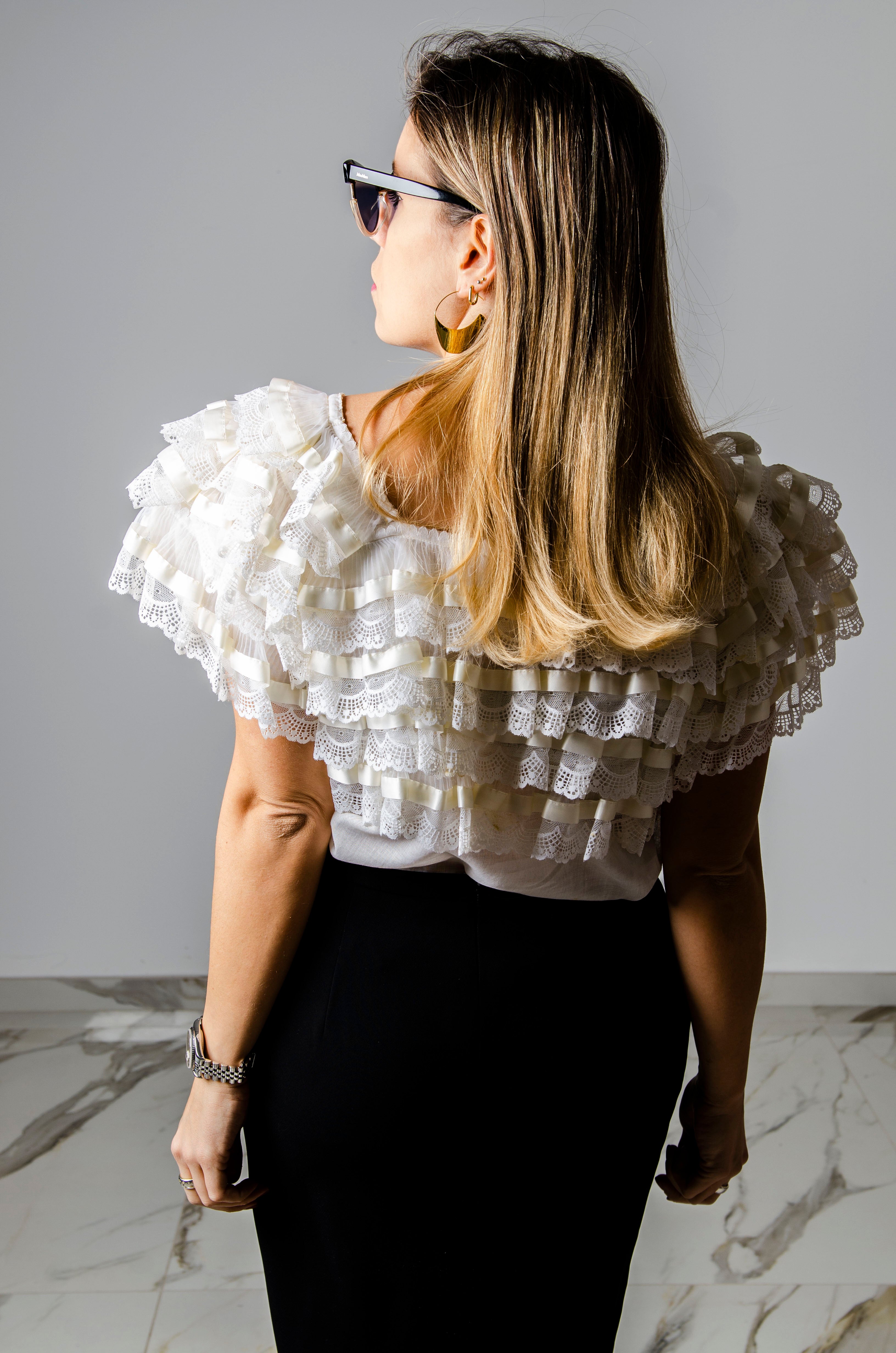 Camicetta vintage con balze di pizzo bianco -TG L