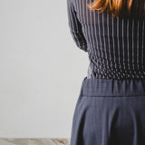 434 – CARMEN SKIRT | Gonna lunga blu gessata in lana vergine con spacco | Taglia 42–48