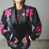 539 Giacca smoking nera doppiopetto con fiori dipinti a mano e strass - tg 50 -