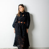 OPERA dress - Vestito sartoriale  accollato / scollo a V  ampio TESSUTO OPERATO NERO