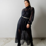 OPERA dress - Vestito sartoriale  accollato / scollo a V  ampio IN CHIFFON NERO CON LUREX