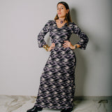 SOFT dress - Vestito con scollo a V/rotondo lungo con maniche a 3/4 fantasia in maglina elasticizzata in lurex viola,panna e nero